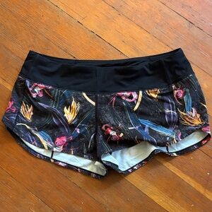 Speed Up Lululemon  shorts